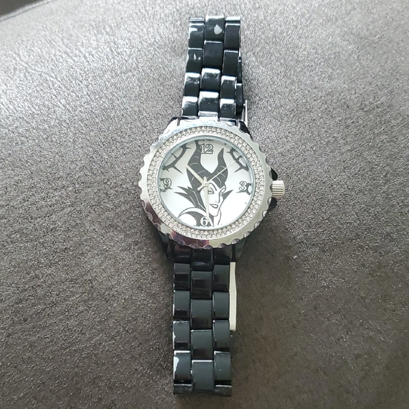 Disney Maleficent Watch Ewatchfactory Rhinestone Villain Collectible - Picture 4 of 4